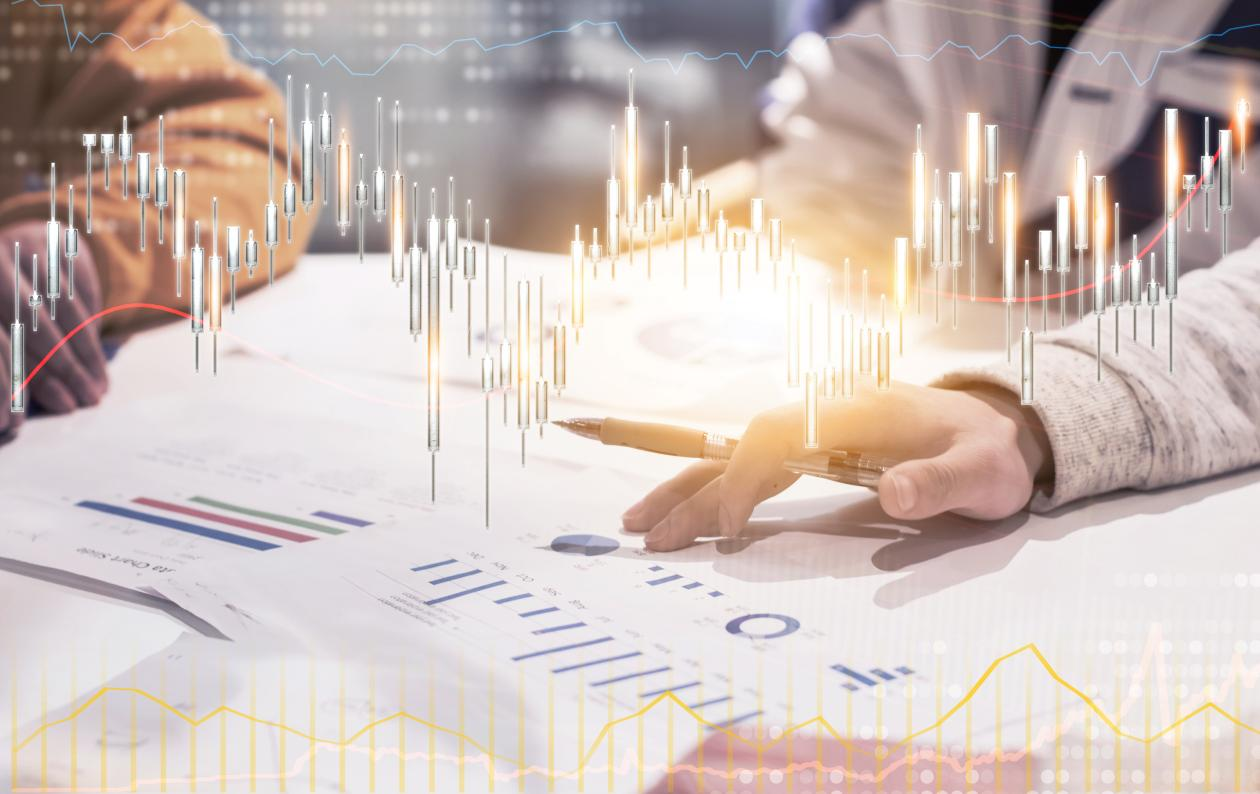 Analisis Data Utama dalam Laporan Trend Pasaran Peralatan Dobi Komersial Global