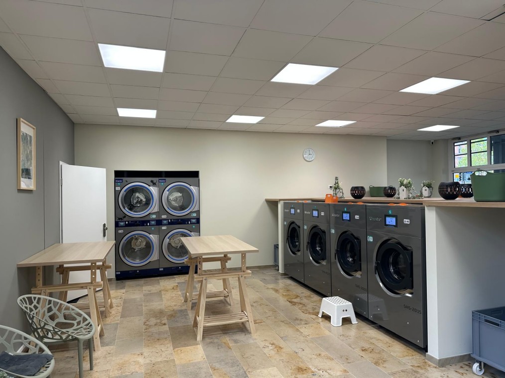 Bagaimana Teknologi Dobi Mengubah Pangsapuri dan Kedai Dobi